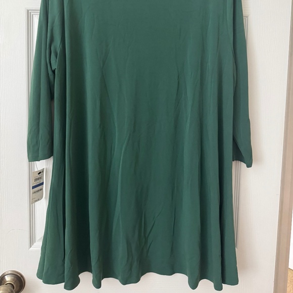 Alfani - Tunic Top green.  Size XL. - Picture 2 of 2